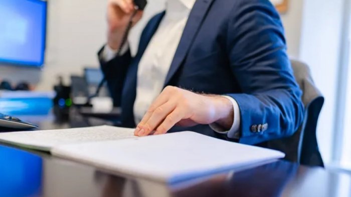 Valideynlər elektron formada direktorun qəbuluna yazıla bilərlər