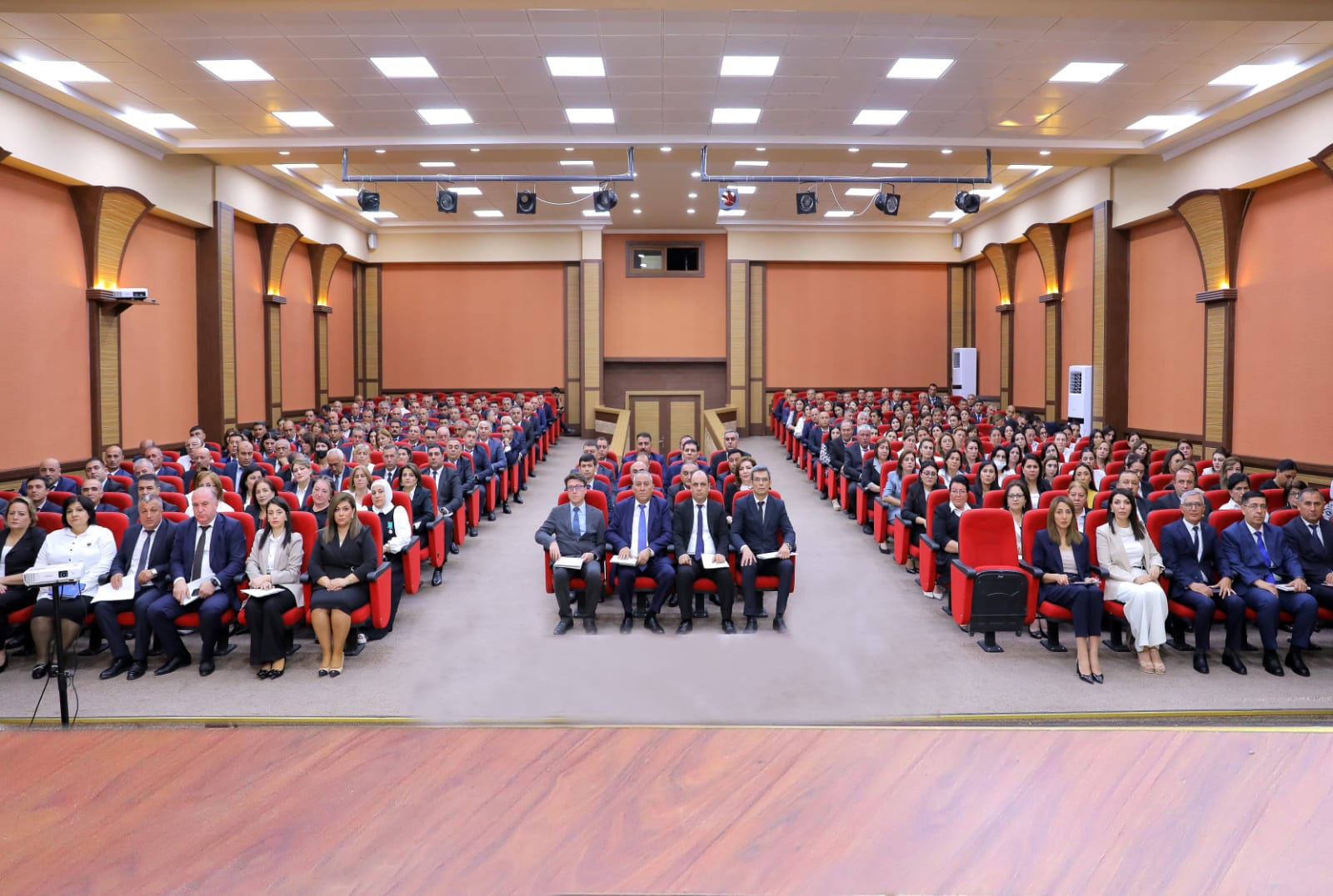 Naxçıvanda təhsil işçilərinin sentyabr konfransı keçirilib