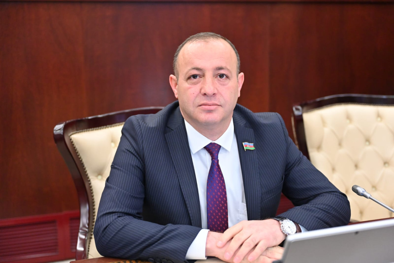 Magistratura təhsilinə doktorantura səviyyəsində olduğu kimi daha sərt tələblər qoyulmalıdır - Deputat