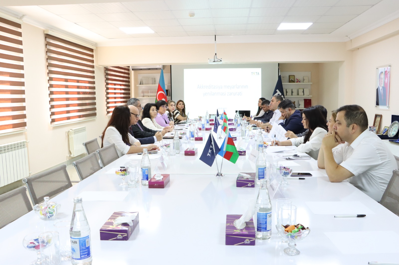 Ali təhsil müəssisələrinin akkreditasiyası üzrə yeni qiymətləndirmə meyarları müzakirə olunub