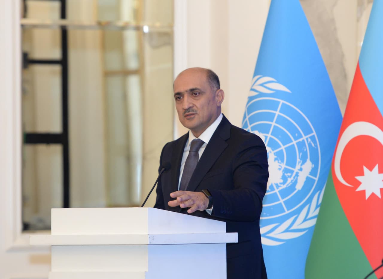 İdris İsayev: Təhsilə edilən sərmayələrin nəticəsini dərhal görmək mümkün deyil