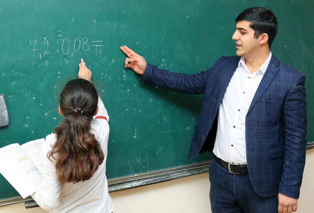 Ali məktəblərdə pedaqoji ixtisasların təhsil haqları nə qədər artıb? – ARAŞDIRMA