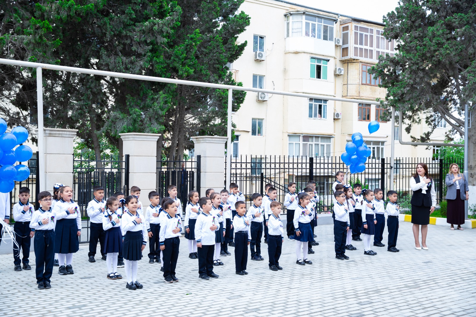 Yenilənən Sumqayıt şəhər 36 nömrəli tam orta məktəbdə “Bilik günü” qeyd olunub – FOTOLAR