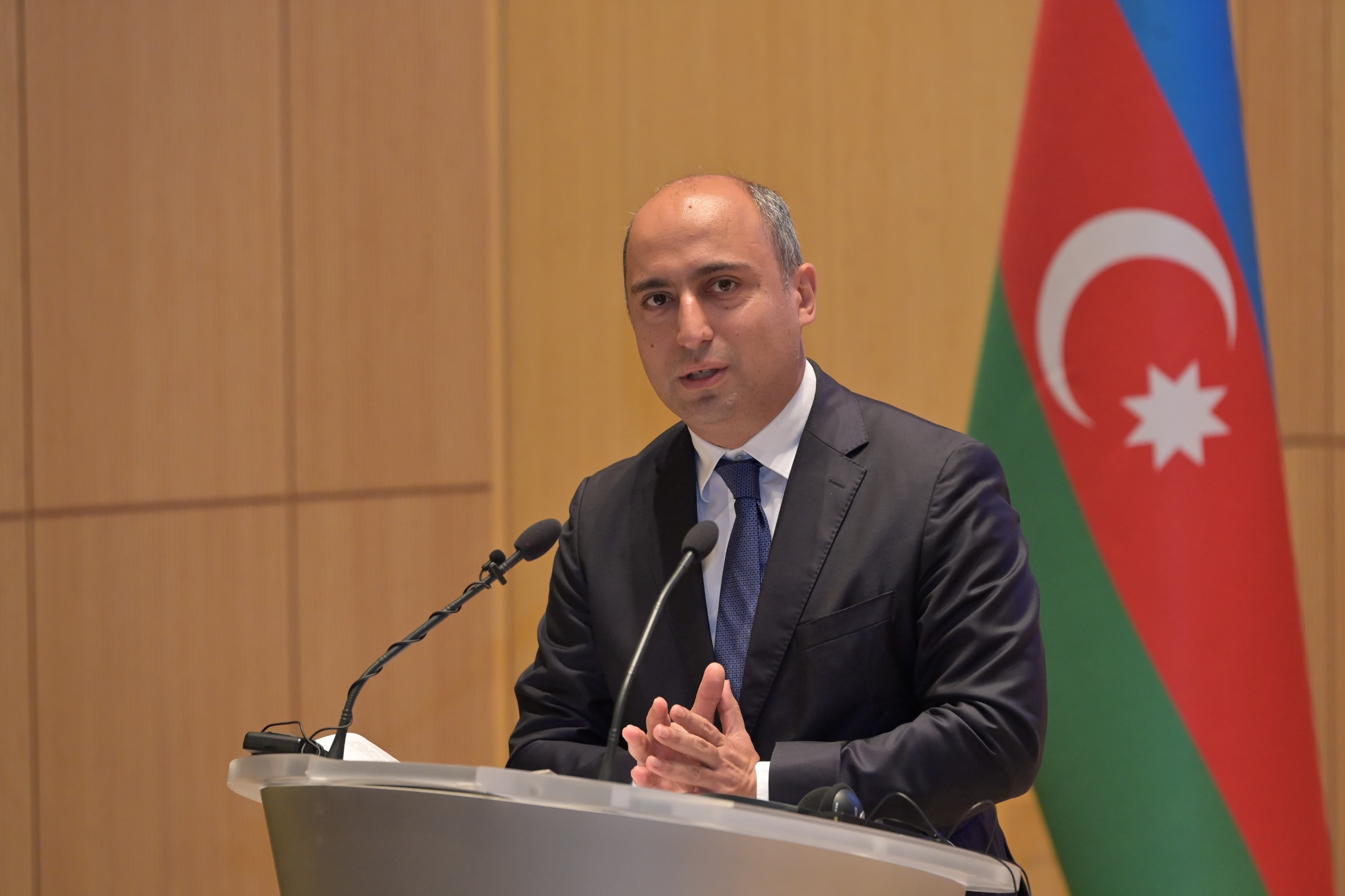 "Azad edilmiş ərazilərdə məktəblərin bərpası və köçkün məktəblərinin inteqrasiyası planlı şəkildə aparılır" - Nazir