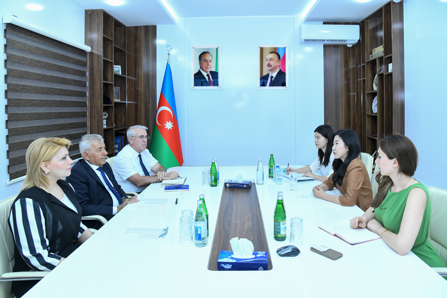 BMU-da “Huawei” şirkəti ilə əlaqələr müzakirə olunub