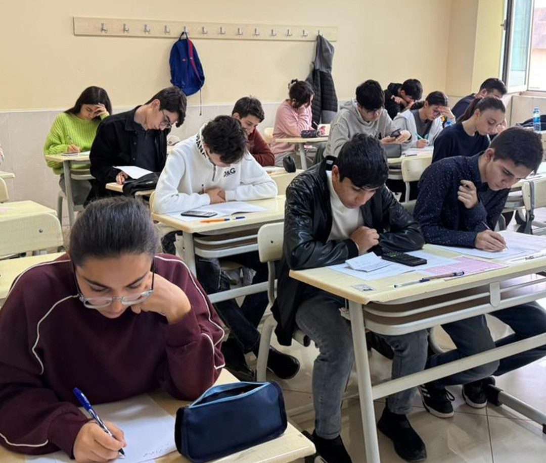 Kimya və riyaziyyat olimpiadaları üçün seçmə imtahanı keçirilib